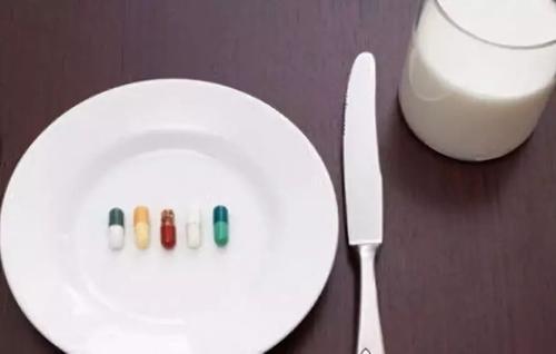 喜歡喝牛奶的你，這4點注意到了嗎？——《健康食品信息服務網(wǎng)》食品信息咨詢服務提醒
